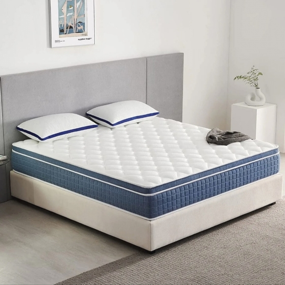 Mattress - Picture 7 of 10